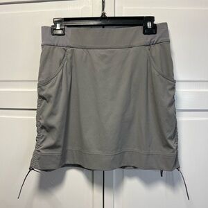 Columbia Anytime Casual Omni-Shield Skort Size Women’s Medium Color Gray